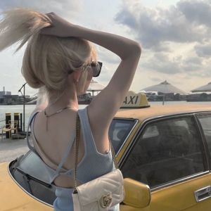 N老影视老人色情
