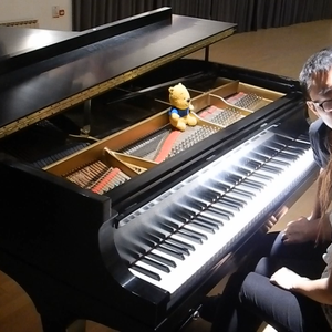 N老影视老人色情
